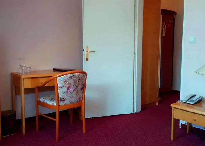 Hotel Ester Karlovy Vary Luaran gambar