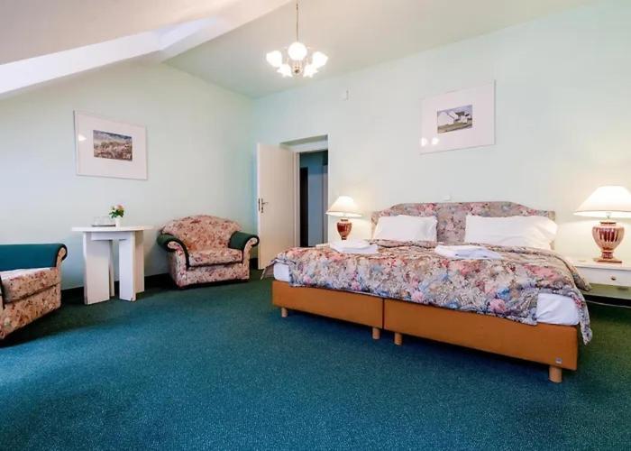 Hotel Ester Karlovy Vary Luaran gambar