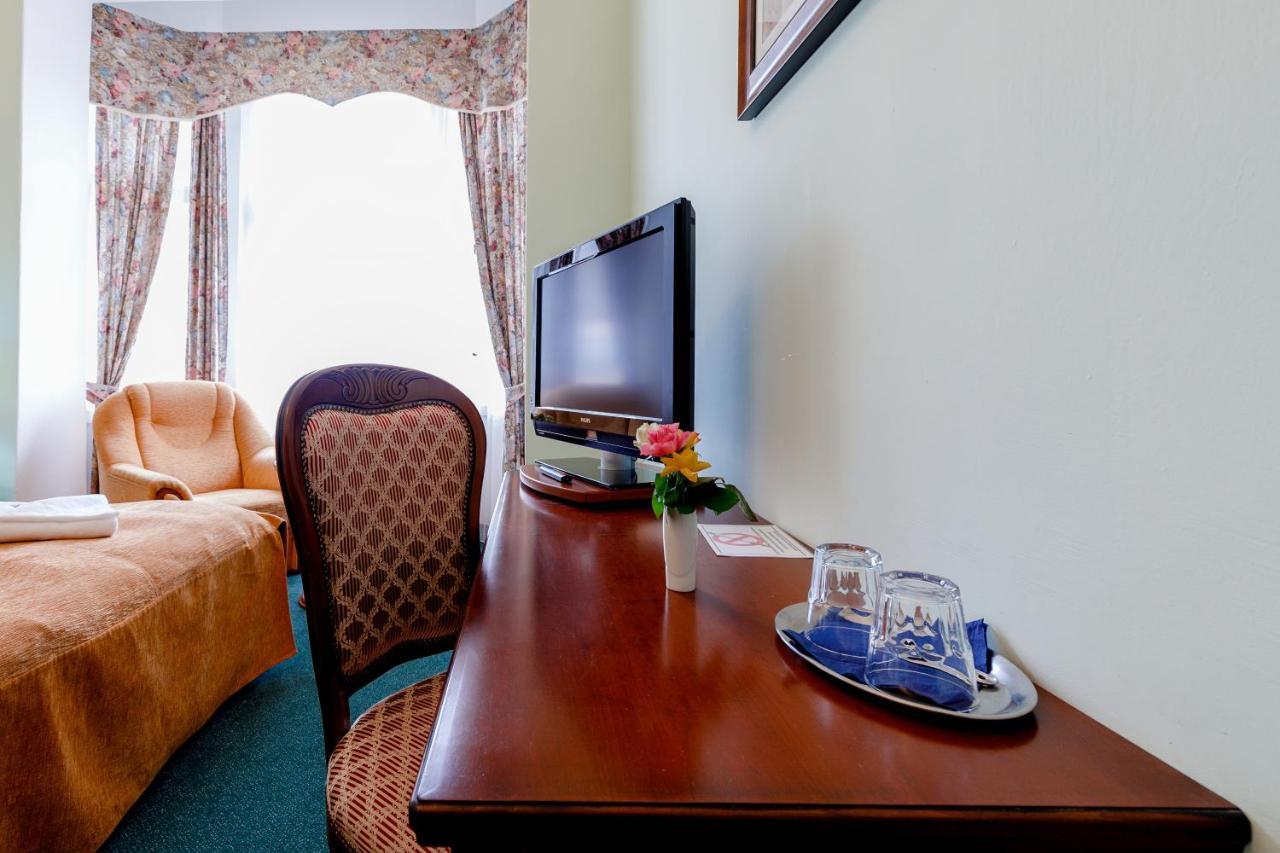 Hotel Ester Karlovy Vary Luaran gambar