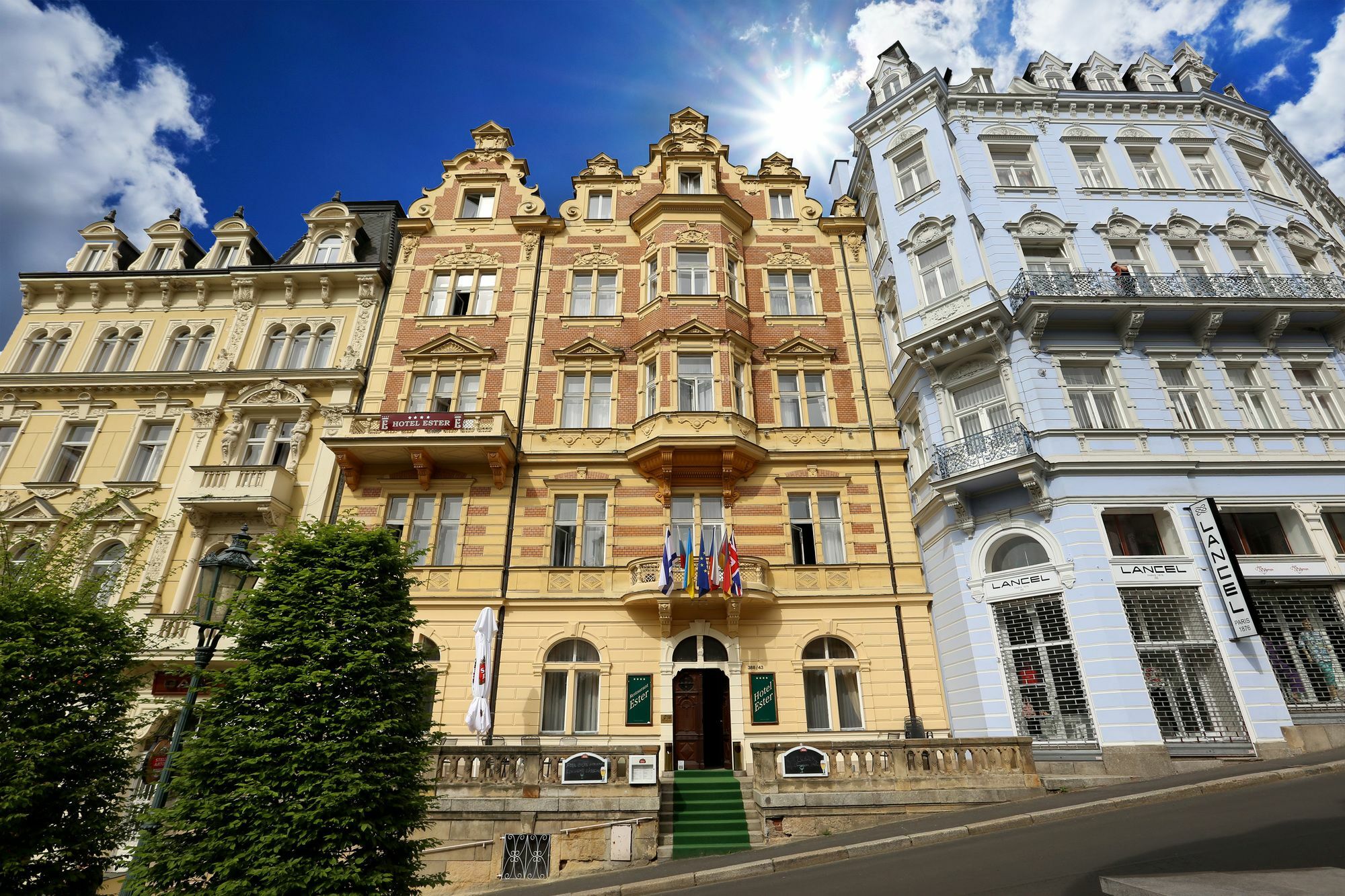 Hotel Ester Karlovy Vary Luaran gambar